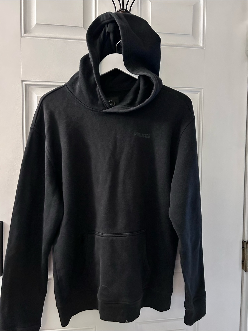 Hollister Black Pullover Hoodie with Subtle Logo